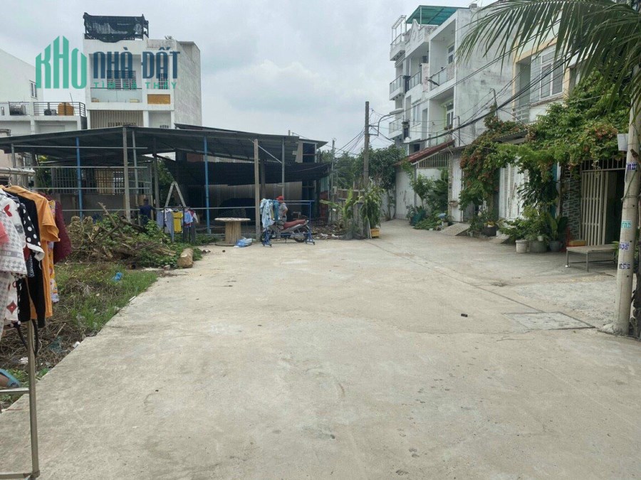 Bán lô đất Đường số 28, Linh Đông gần vành đai 2, dt 81,5m2 giá 6,5 tỷ