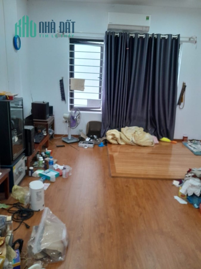 Bán nhà siêu đẹp Đội Cấn, Ba Đình, 32m, 5 tầng, nhỉnh 4 tỷ, nhà đẹp ở luôn.