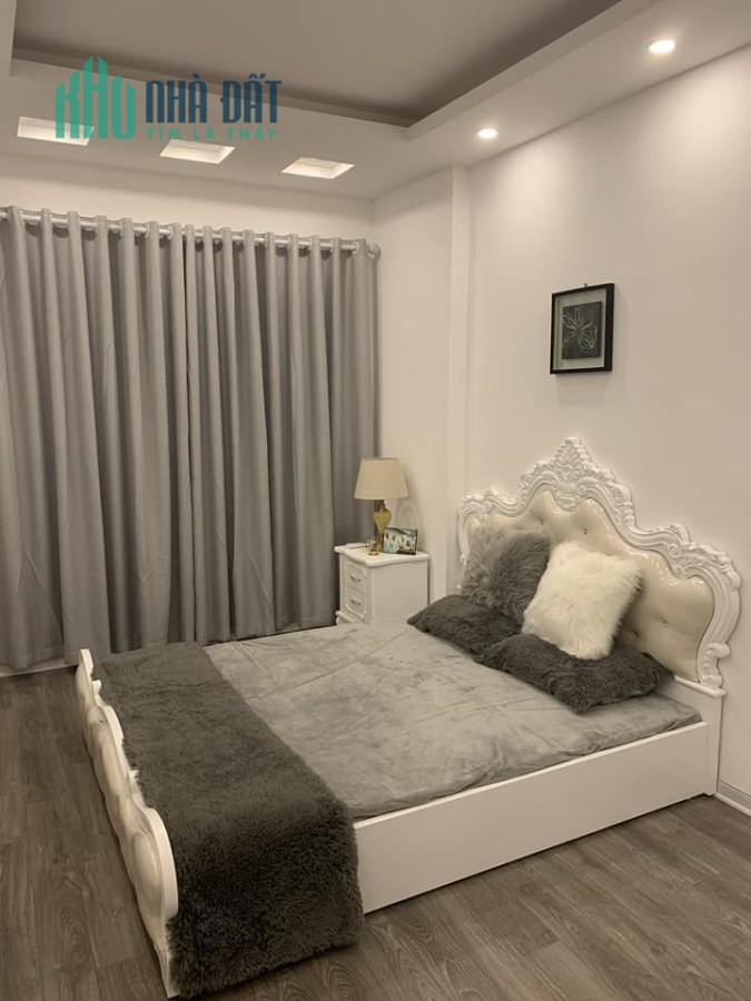 Bán nhà mới đẹp Đội Cấn, Ba Đình, 36m, MT 4m, nhỉnh 4 tỷ.