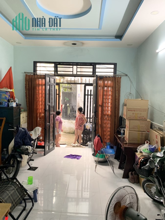 Bán nhà đẹp 2 tầng 2 pn, ngang 4,5m, Phạm Văn Bạch, Phường 15, Tân Bình, 36m2 chỉ nhỉnh 3 tỷ