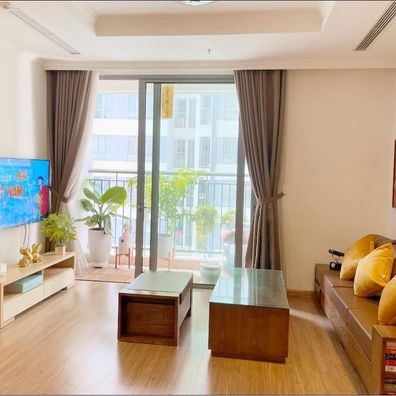 Bán nhà có sổ đỏ Âu Cơ, Tây Hồ, 41m, 6 tầng, nhỉnh 6 tỷ, nhà đẹp ở luôn.