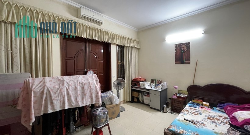 Cần bán gấp nhà Phân Lô Xuân La 55m2  4 tầng MT 4.2m 10.5 tỷ ô tô