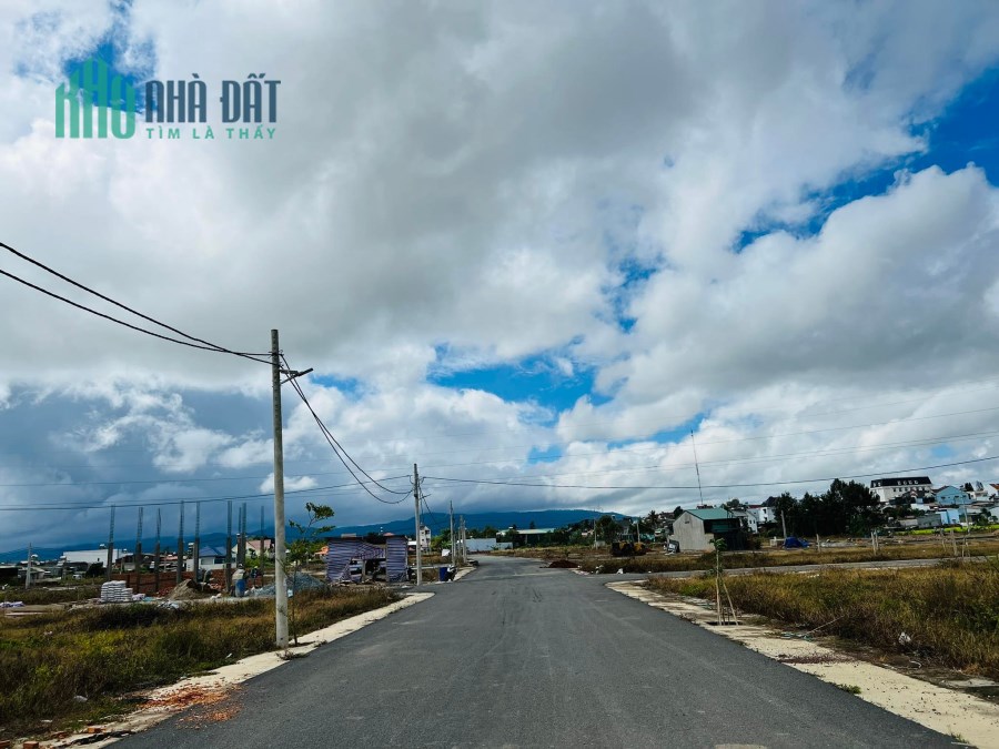 Đất giá rẻ vùng ven Đà Lạt  90m2, 72m2 TC tại lò gạch, thị trấn Thạnh Mỹ, Đơn Dương, Lâm Đồng