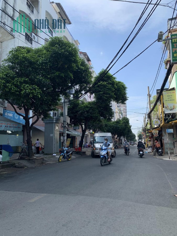 NHÀ MỚI HẺM XE HƠI-DỌN VÀO Ở NGAY - BẮC HẢI - TÂN BÌNH-NHỈNH 2 TỶ.