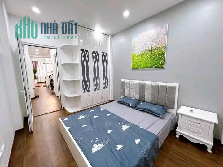 Tôi cần bán nhà ở Âu Cơ Q Tây Hồ dt 48m 4 tầng mt 4m. Giá nhỉnh 6 tỷ