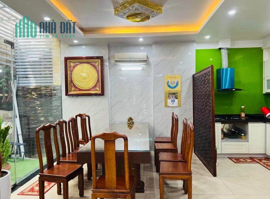 Bán nhà ĐẶNG THÙY TRÂM 2 Ô tô tránh, Ô chờ thang máy, 70m2, Giá 12.3 Tỷ.