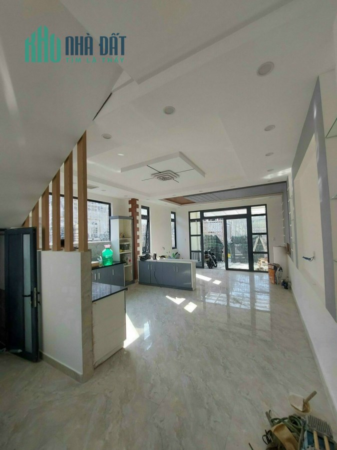 Cần bán gấp nhà đẹp mới xây view thoáng đường Nguyễn Siêu, Đà Lạt giá 7.5 tỷ
