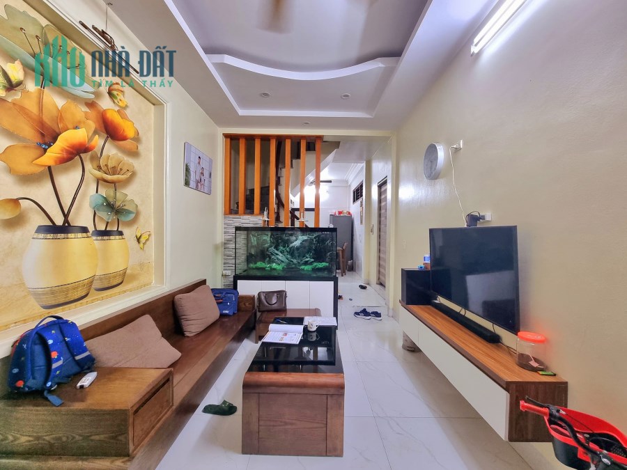 Bán gấp nhà Kim Giang 3.25 tỷ, 37m x4T Lô góc, Ô Tô Đỗ Cổng, Ngõ Thông Khắp Ngả