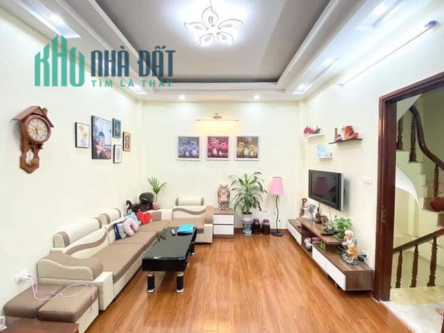 Gấp! Tôi chính chủ cần bán nhà ở Cầu Diễn 40m2 – Giá nhỉnh 3 tỷ