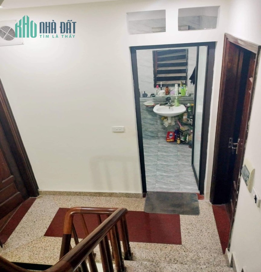 Nhà đẹp Q Thanh Xuân đón TẾT 40m-4 PN - Lô góc cực thoáng - Ô tô đỗ gần