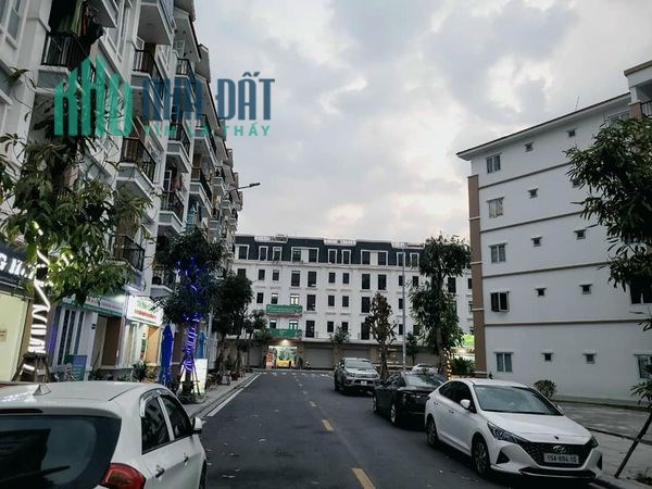 Bán căn 45m2 tầng 2 giá chỉ 850 triệu tại chung cư Hoàng Huy An Đồng