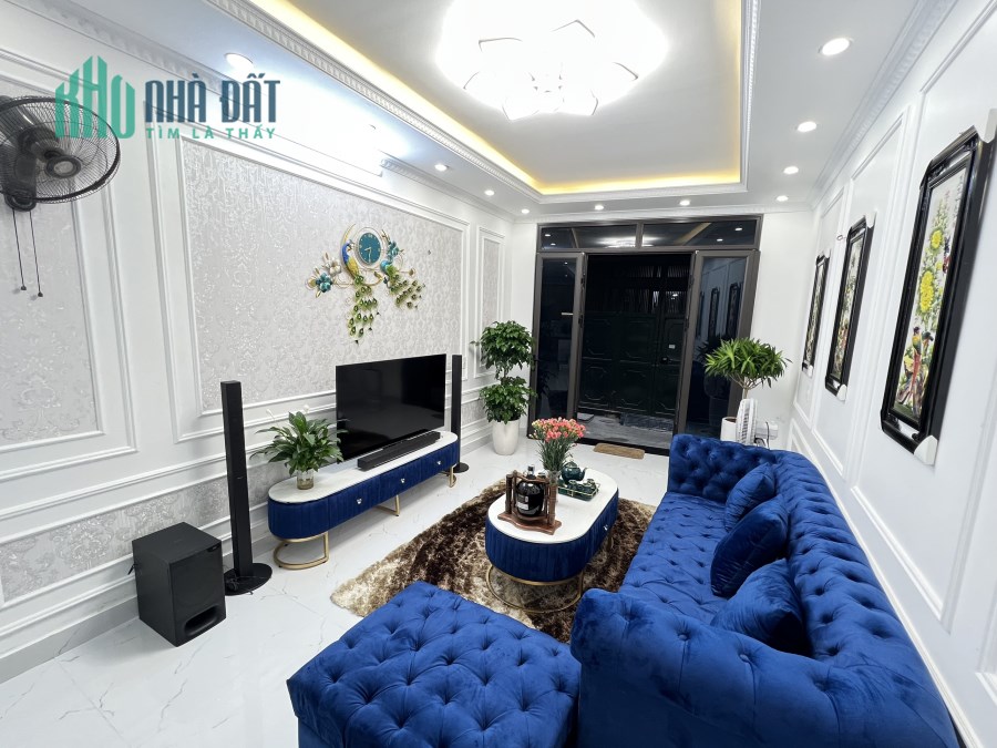 Bán Nhà mặt ngõ 592Trường Chinh giá 4.15 tỷ, 33mx6T, đẹp, căn góc