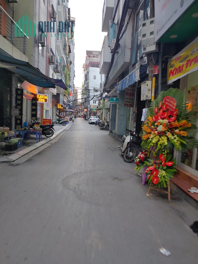 13,2 tỷ sở hữu tòa CCMN tại Cầu Giấy 80m,13p 1K1N , thoáng trước sau,ô tô đỗ 15m, dòng tiền hàng