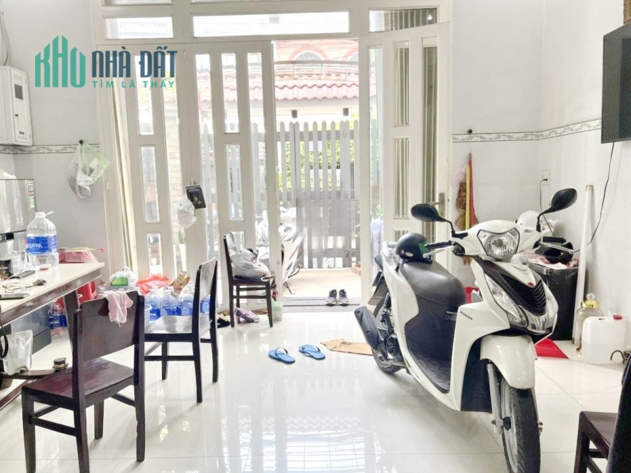 Nhà Bán Hẻm ô tô quay đầu Âu Dương Lân 5.5x15.3m P2 Q8 giá 9 tỷ9