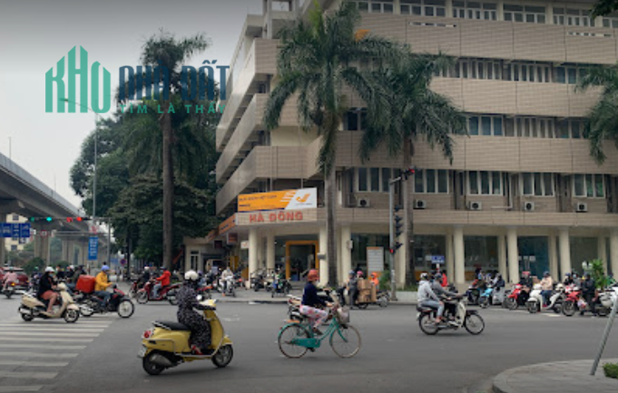 Bán nhà 3,9 tỷ mặt phố Kinh Doanh cách Bưu Điện Hà Đông chưa đến 2km