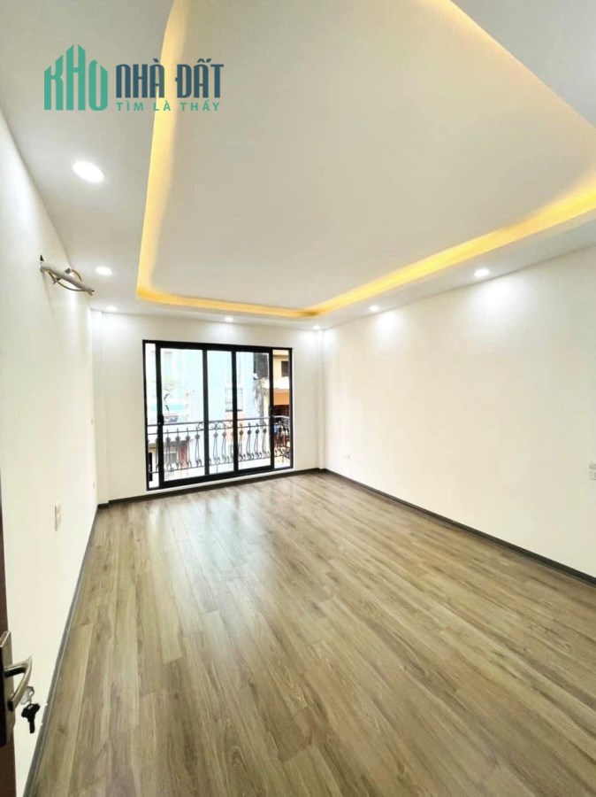 BÁN NHÀ P/ LÔ Ô TÔ TRÁNH, 6 TẦNG THANG MÁY, PHỐ CÙ CHÍNH LAN, 40M Giá 9 tỷ