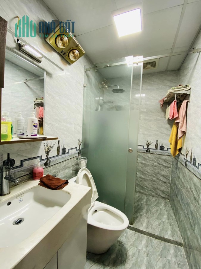 Nhà Trần Phú Hà Đông - Gần Cầu Trắng 40m2, 5T, chỉ -4 tỷ 5 - ô tô đõ cửa LH0988183187
