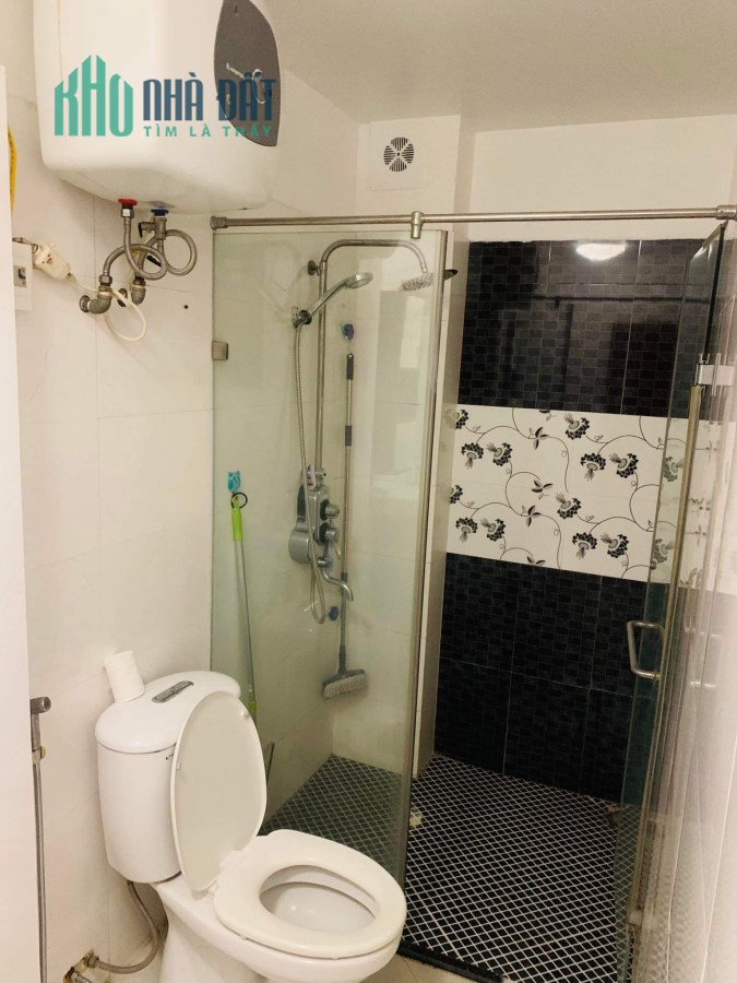 Bán nhà phố Đội Cấn, 4 tầng dân xây, gần Lăng Bác, 33m2, 3.5 tỷ ( có thương lượng )