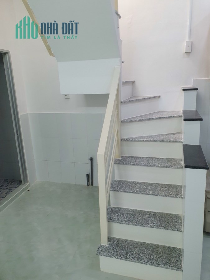Bán gấp nhà 2 tầng 2pn Hoàng Hoa Thám P7 Bình Thạnh, ở ngay,chỉ 4 tỷ 6