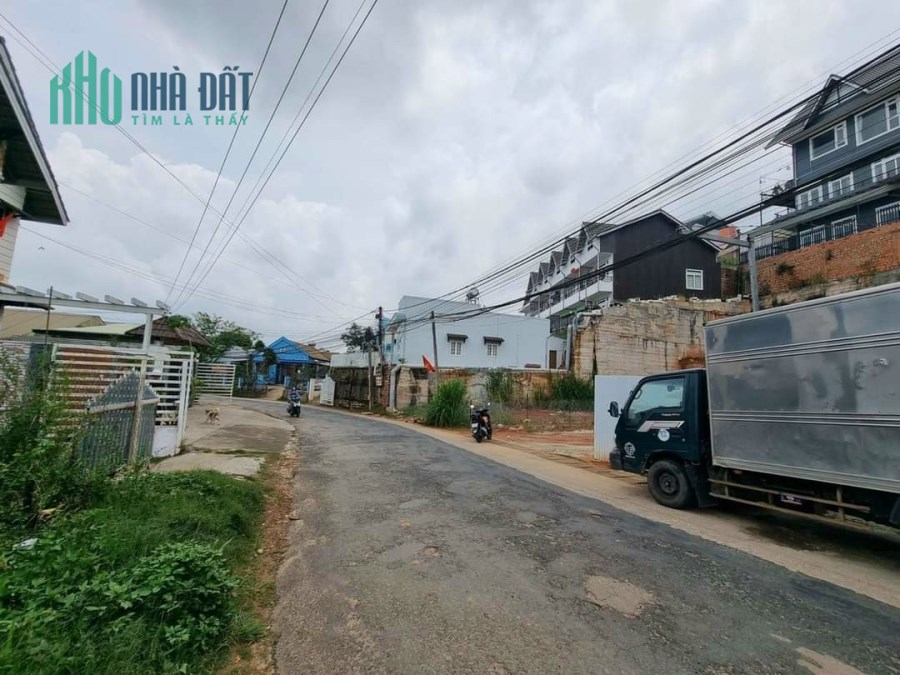 Cần bán gấp lô đất mặt tiền đường Cao Thắng, Phường 7, TP. Đà Lạt, giá 11 tỷ