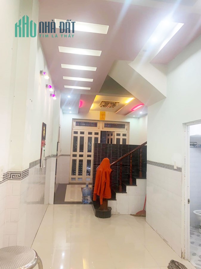 HẺM XE HƠI TRÁNH - GẦN MT NGUYỄN ẢNH THỦ - KHU NHÀ CAO TẦNG ĐỒNG BỘ - DÂN TRÍ CAO - TIỆN ÍCH NGẬP