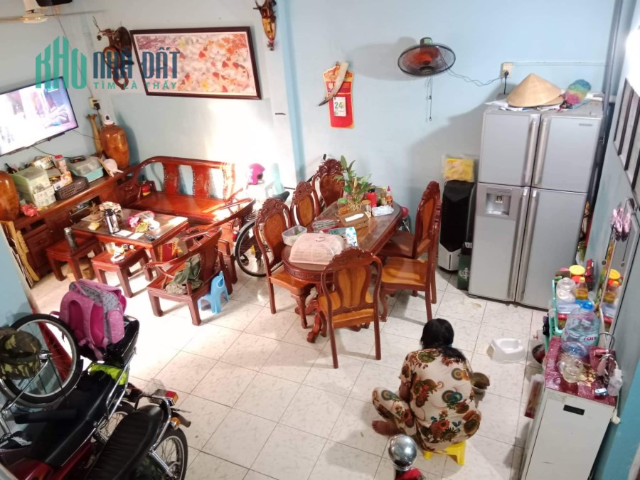 BÁN NHÀ PHÚ NHUẬN HXH 44M2 3 TẦNG BTCT 3 PHÒNG NGỦ KHU VIP NGUYỄN TRỌNG TUYỂN 4.5 TỶ.