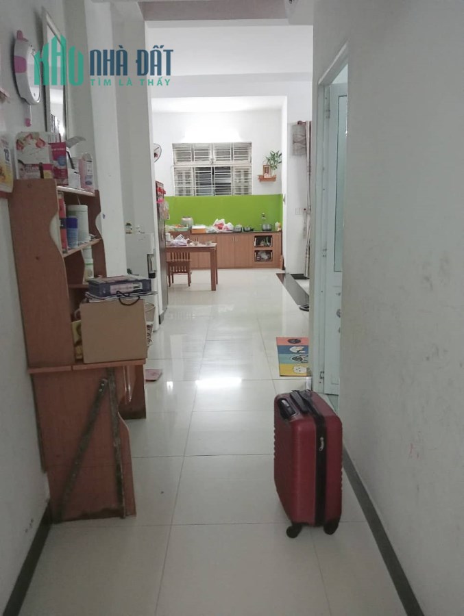 .Nhà Tôn Đản, Ô tô vào nhà, 130m2, 2 tầng, ngang 6, 2.x tỷ