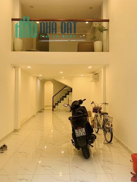 NHÀ HẺM XE HƠI QUẬN PHÚ NHUẬN - KHU PHÂN LÔ - NHÀ MỚI Ở LIỀN.