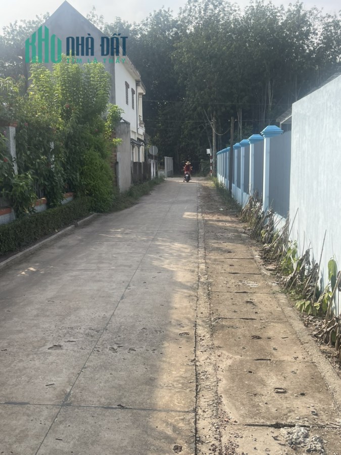 Bán đất ngay sau lưng chợ Lai Uyên QL13, hơn 200m2, giá chỉ 1.5 tỷ