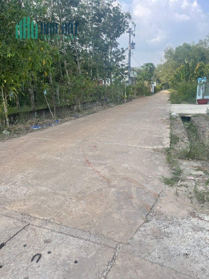 Bán đất ngay sau lưng chợ Lai Uyên QL13, hơn 200m2, giá chỉ 1.5 tỷ
