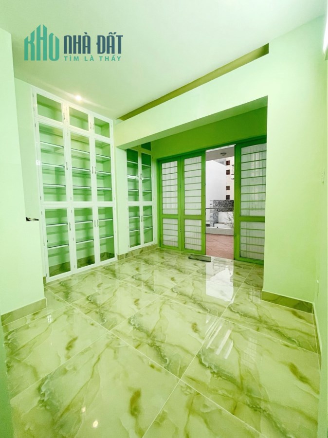 Hẻm Nhựa . Lê Văn Quới. Bình Tân.