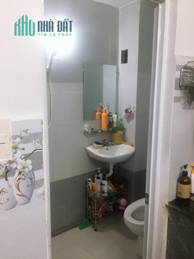 Bán Nhà Hòa Bình Tân Phú Đường 10M, Ngang 4.1M, 3 Tầng Nhỉnh 6 Tỷ