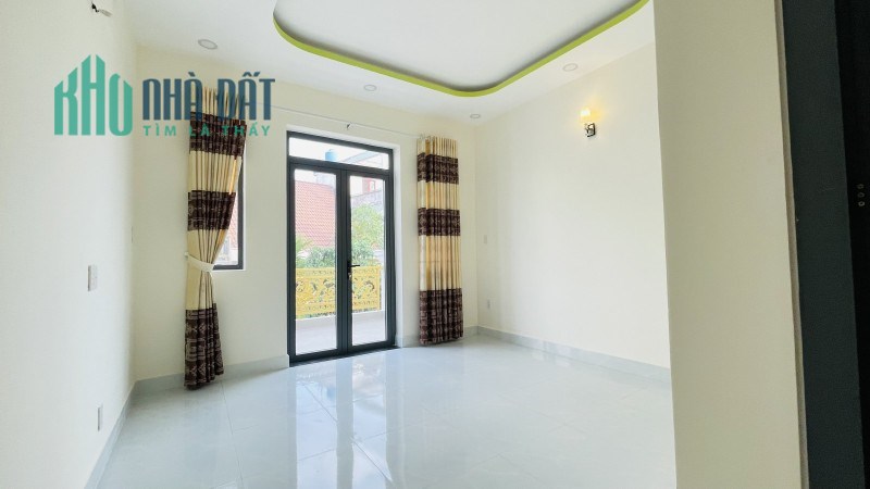 Hẻm 6 m. Lê Văn Quới. Bình Tân.