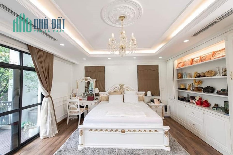 BÁN NHÀ THANH XUÂN. Ô TÔ TRÁNH, ĐỖ NGÀY ĐÊM. LÔ GÓC KINH DOANH ĐỈNH. DT 100M. 45 TỶ