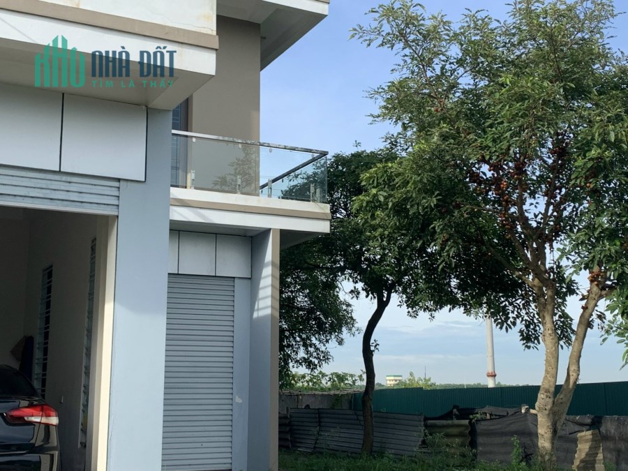 TÔI CẦN BÁN LÔ GÓC SẴN NHÀ 2.5 TẦNG TẠI TP BẮC NINH