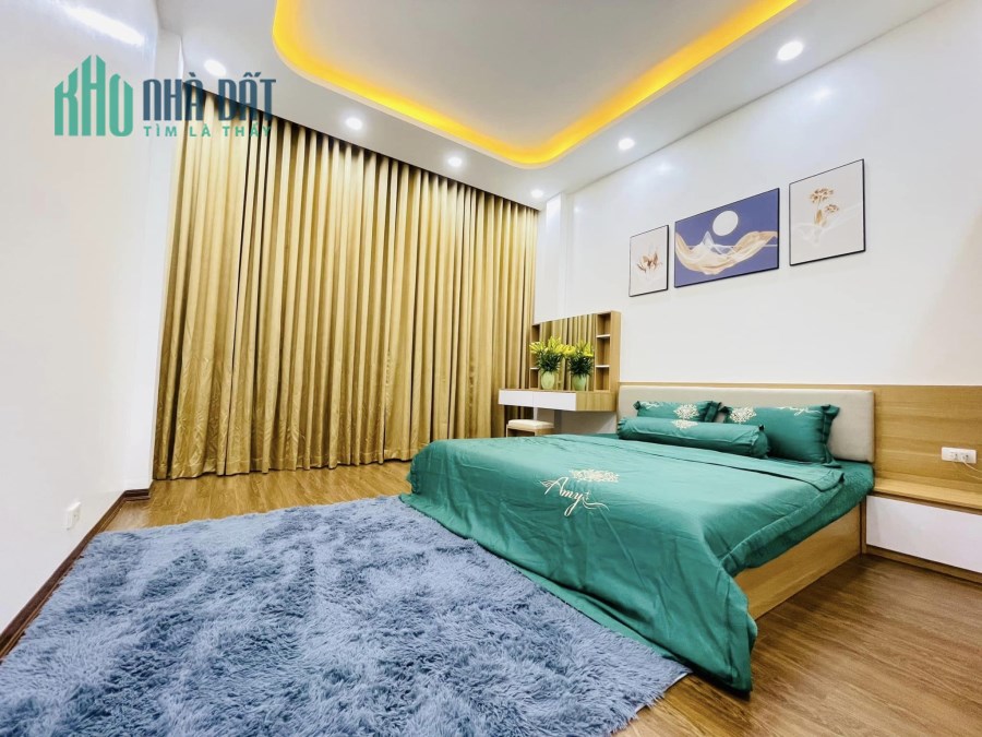 BÁN NHÀ LẠC LONG QUÂN-CẦU GIẤY-2 THOÁNG-SỔ VUÔNG-TẶNG FULL NỘI THẤT-DT42M GIÁ 4.95 TỶ