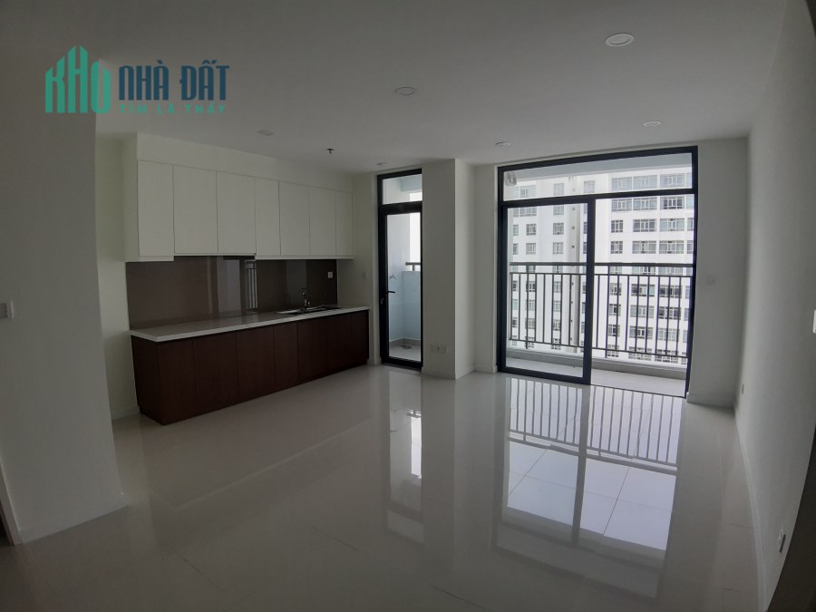 Căn hộ chung cư Central Premium, sổ đỏ chính chủ, vào ở liền.