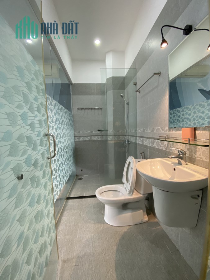 BÁN NHÀ HẺM XE HƠI - SÁT KHU BIỆT THỰ TẤN TRƯỜNG - CHỈ 6 TỶ NHỈNH