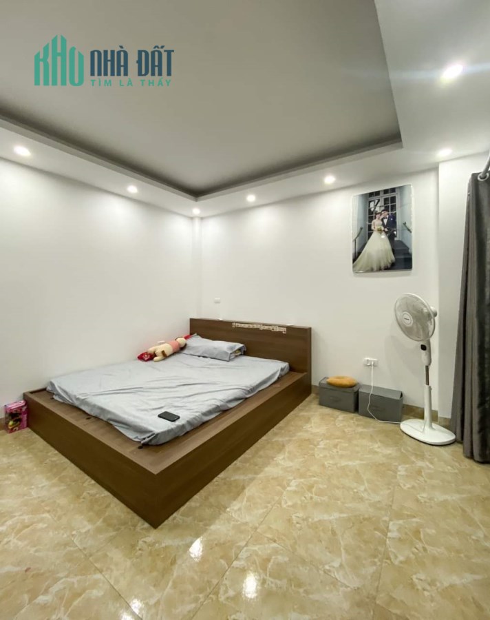 Bán Nhà Đường Hoàng Mai - Gần Ô TÔ - 32m2 - 5 tầng - 3.26 tỷ - Full nội thất