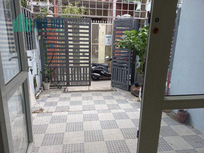 THANH KHÊ-BÁN NHÀ ĐẸP KIỆT 3 XE MÁY TRÁNH HẢI PHÒNG-80M2-2T-NGANG4M-TẦM 2-3 TỶ-0905891799