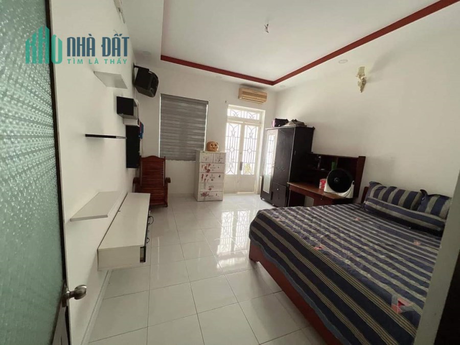 Bán căn nhà đẹp từ thông số  full nội thất 60m2 Huỳnh Tấn ,Quận 7, Gía chỉ 4,7 tỷ