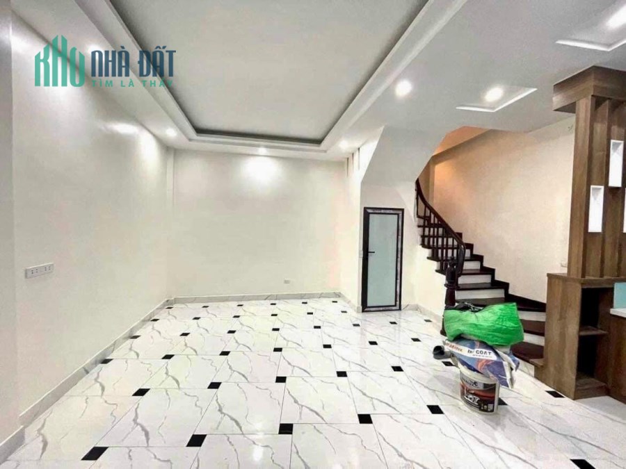 BÁN NHÀ PHỐ CHÙA LÁNG! 40m2 x 4tầng x mt 5,6m
Giá hơn 4Tỷ...