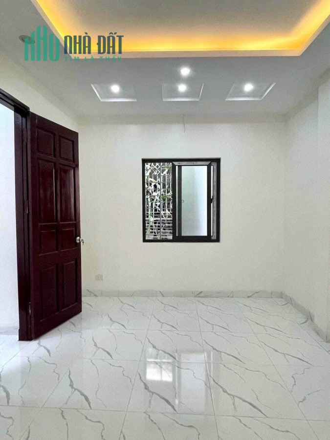 BÁN NHÀ PHỐ CHÙA LÁNG! 40m2 x 4tầng x mt 5,6m
Giá hơn 4Tỷ...