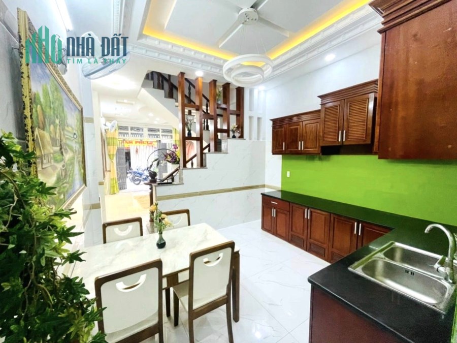 Bán nhà riêng tại Vườn Lài, Tân Phú, Vừa ở Vừa KD, 52m2, 4 Tầng, Chỉ 4 tỷ hơn.