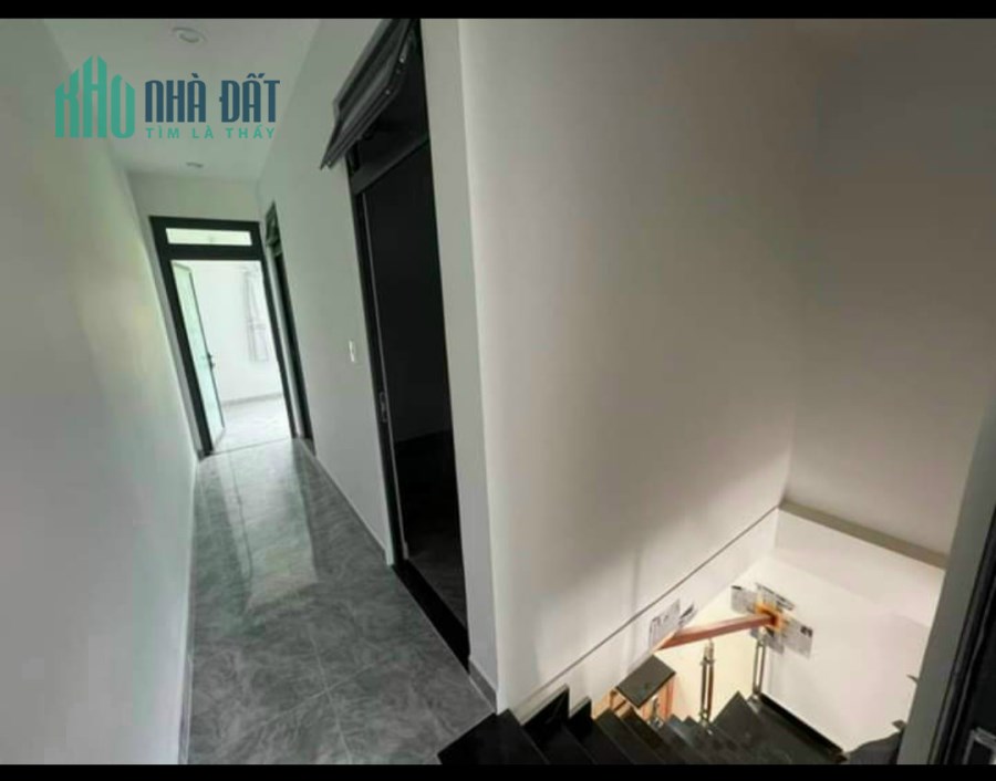 Cần bán gấp căn nhà mới tinh trên đường Mê Linh, Phường 9, TP. Đà Lạt, giá 2,8 tỷ