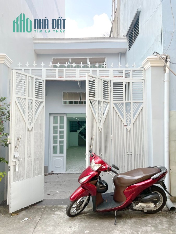 Nhà mới trệt/lửng (72m2) hẻm xe hơi đường Âu Dương Lân P3Q8