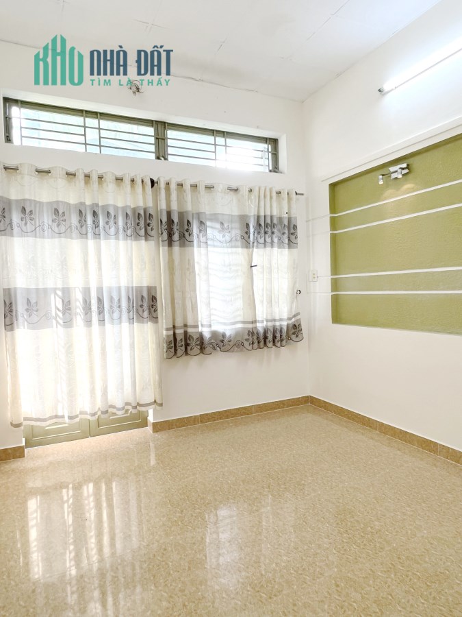 Nhà mới 2 tầng (3.5x11.7m) hẻm 184 Âu Dương Lân P3Q8