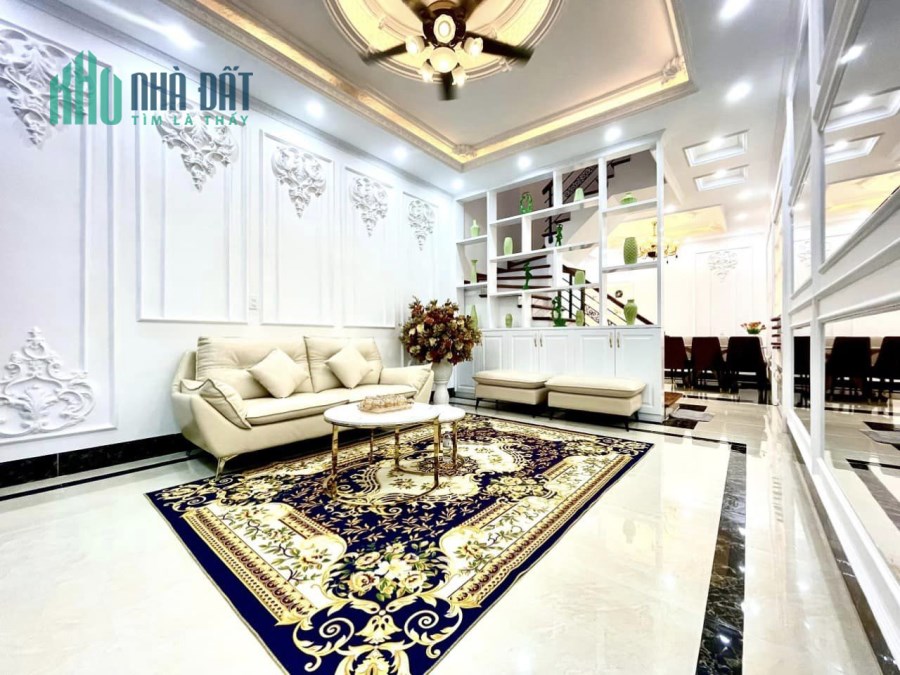 Cực hiếm nhà Chùa Láng,Đống Đa,cách ÔTô 5m,2 thoáng, nhà đẹp ở ngay, 40m2x6T, kinh doanh.