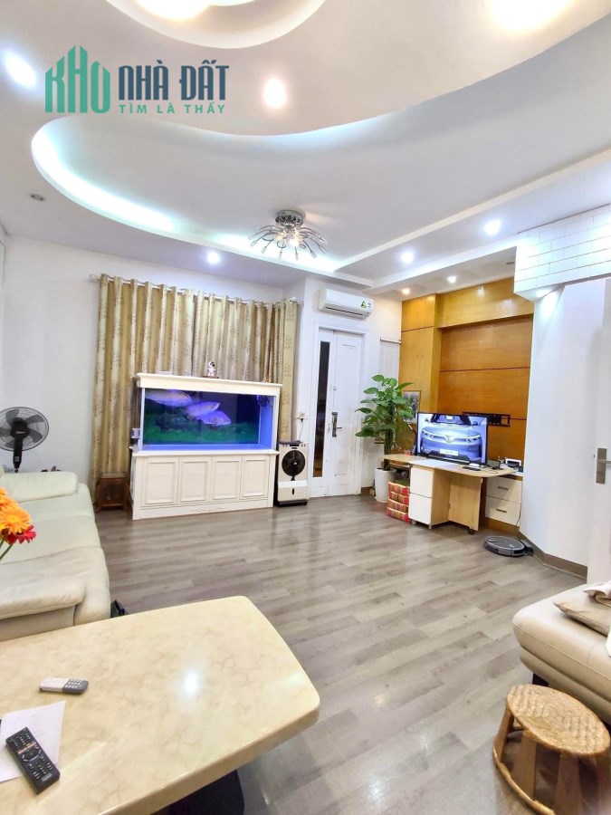 Bán nhà phường Mai Dịch, Cầu giấy, Phân Lô, Ô Tô đỗ cửa, Kinh Doanh, 46m giá 8.6 tỷ