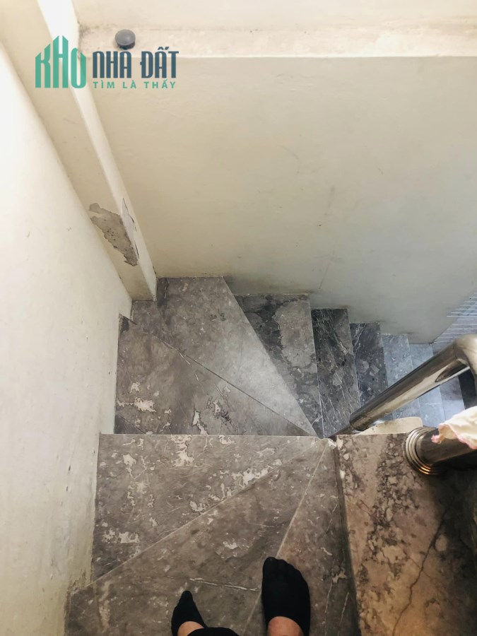 17M2 TÔN ĐỨC THẮNG 4T 2NGU , NGÕ RÔNG 2M GIÁ 1,75 TỶ